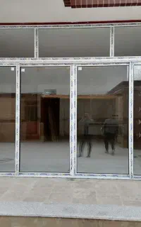 سازنده انواع درب و پنجره و توری آلومینیومی