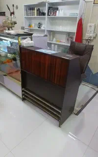 میز وصندلی پیشخوانی