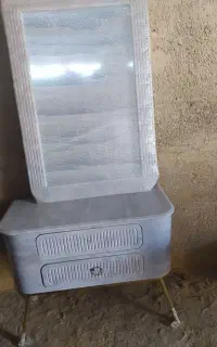 آینه با میز