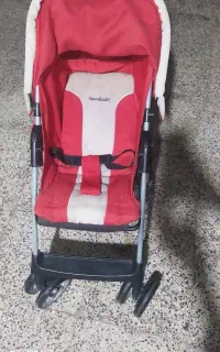 کالسکه بچه تر و تمیز