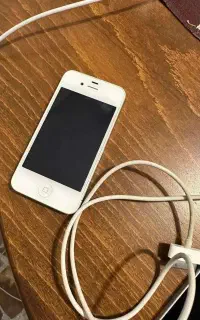 اپل iPhone 4 (قفل کریر سیم کارت نمی خواند)