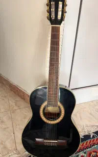 گیتار مشکی برند سانتانا