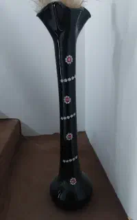 گلدان مشکی