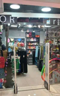 فروشنده اقا یا خانم