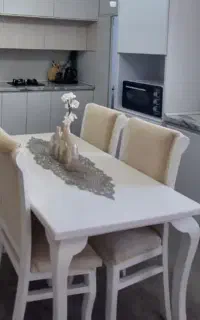میز ناهارخوری در حد