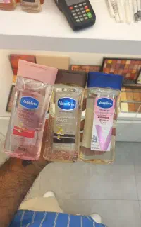لوسیون و روغن بدن های وازلین
