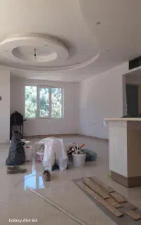 استخدام نیرو نیم ماهر  واسع کار نقاشی