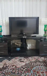 میز Tvو تلوزیون۳۲ jvc