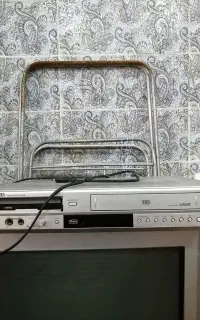 تلویزیون دی وی دی DVD