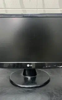مانیتور ۱۹اینج‌ LG