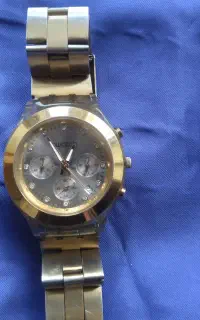 ساعت سواچ Swatch اصل توضیحات خوانده شود