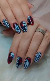 کاشت ناخن و مژه