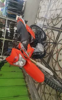 تریل MKZ 200 مدل 1400