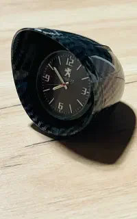 ساعت روداشبوردی