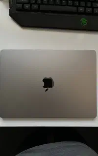 Macbook air M2 2022