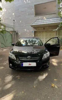 تویوتا کرولا