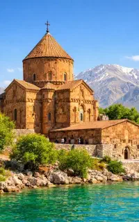 تور و ا ن مهیج و شاد