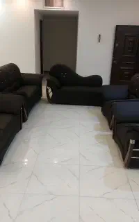 مبل ۱۰ نفزه