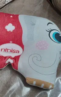 بالش برای نگهداری از گردن نوزاد