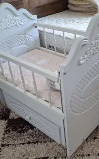 گهوارە با تشک