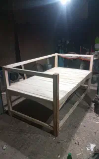 تخت تمام چوب