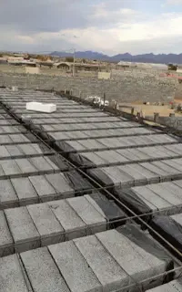 قالبندی سقف آرموتور بندی بتن ریزی خلاطه بتن آماده