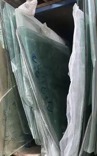 شیشه درب انواع اتومبیل