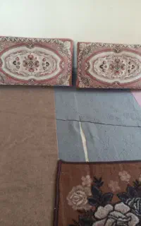 پشتی در حد نو