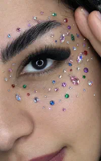 انجام کلیه خدمات زیبایی آزاد و با پتروکارت