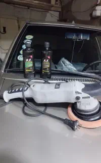 واکس و پولیش طراح سرامیکی