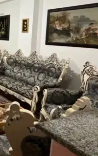 مبل سلطنتی