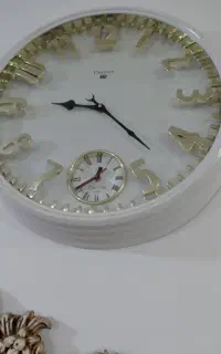 ساعت دیواری