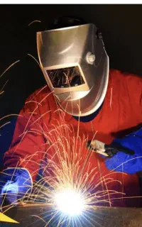 به یک شاگرد در جوشکاری نیازمندیم