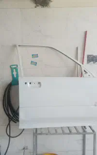 درب پراید ۱۳۲ رنگ سفید سمت شاگرد جلو