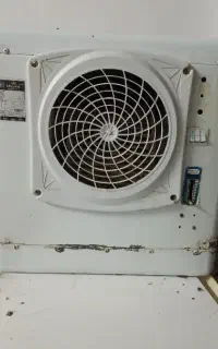 کولر آبی در حد نو