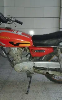 هندا۱۲۵مدل۸۵