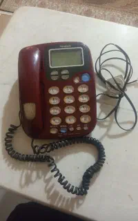 تلفن نیازمند تعمیر