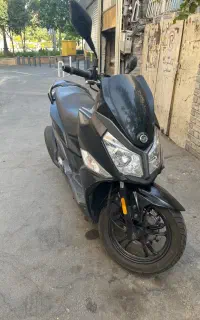 J200