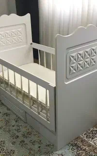 تخت خواب نوزاد
