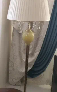 آباژورکنارسالنی