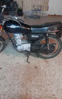 موتورتلاش تیپ مشکی مدل۸۵مدارک دارپلاک قدیم۲۶۸۰۰