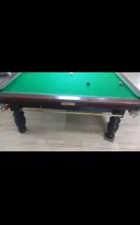 یک عدد اسنوکر ویراکا m2و۲عدد میز ایت ۹فوت
