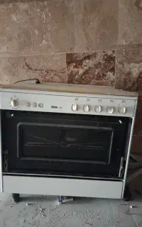 اجاق گاز پنج شعله