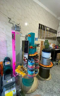 منشی برای دفتر آسانسور
