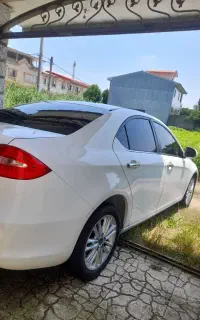 جک j5 اتومات بدون رنگ نو نو در حد صفر