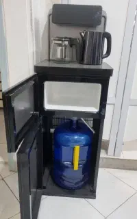 آب سرد کن و تلفن ثابت