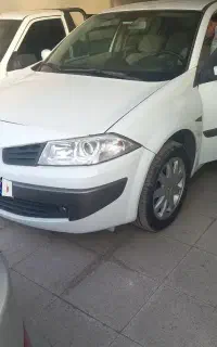 مگان ۲۰۰۰مدل۱۳۸۸ درجه۱ خانگی