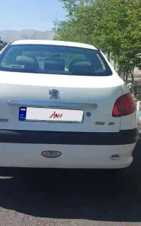 پژو۲۰۶ اس دی وی ۸