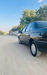 پژو 405
