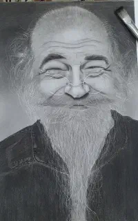 طراحی چهره با سیاه قلم